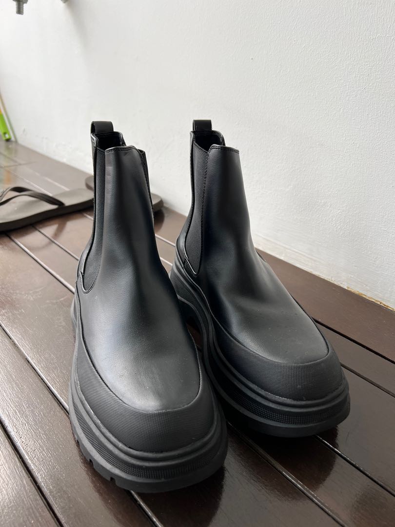 Zara Chunky Chelsea Boots, Men's Fashion, Footwear, Boots on Carousell