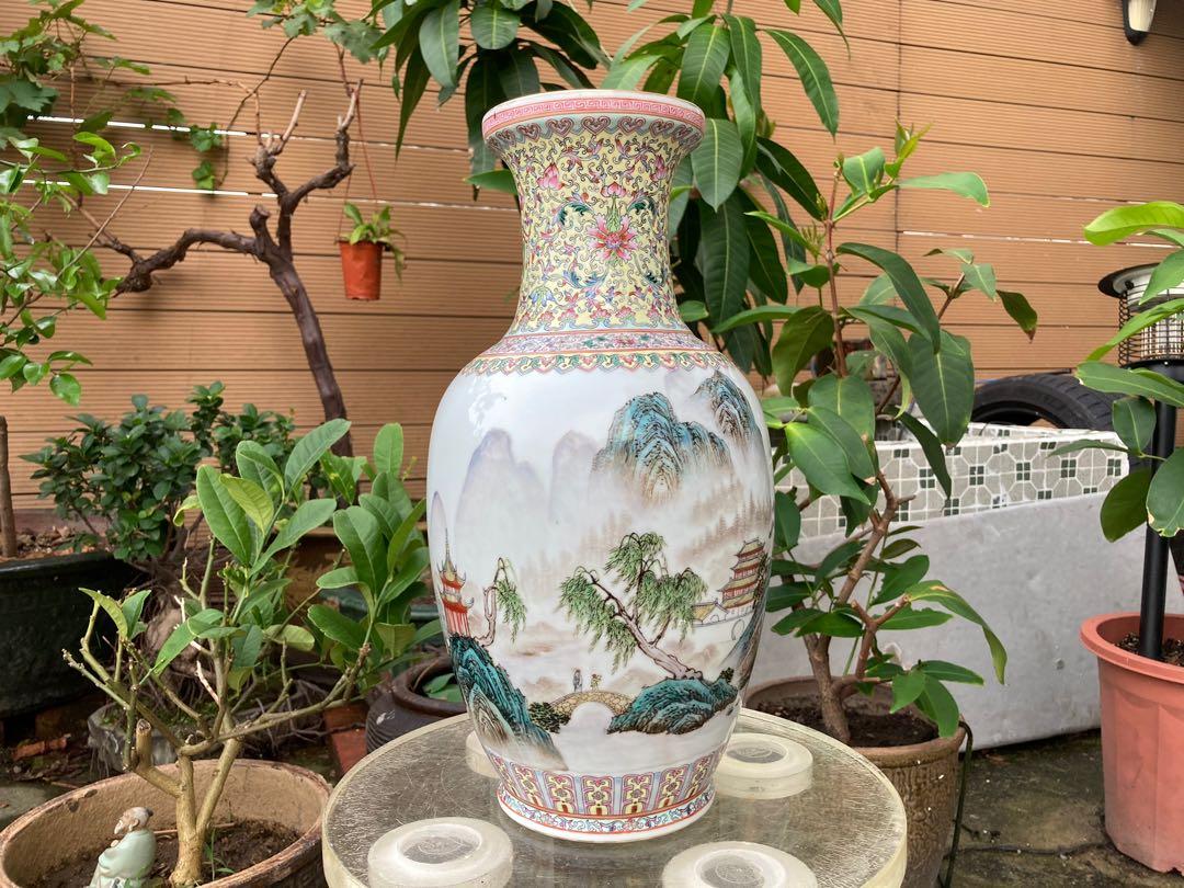 中国 中国景徳鎮製款 薄胎 粉彩百花龍文瓶 梅瓶