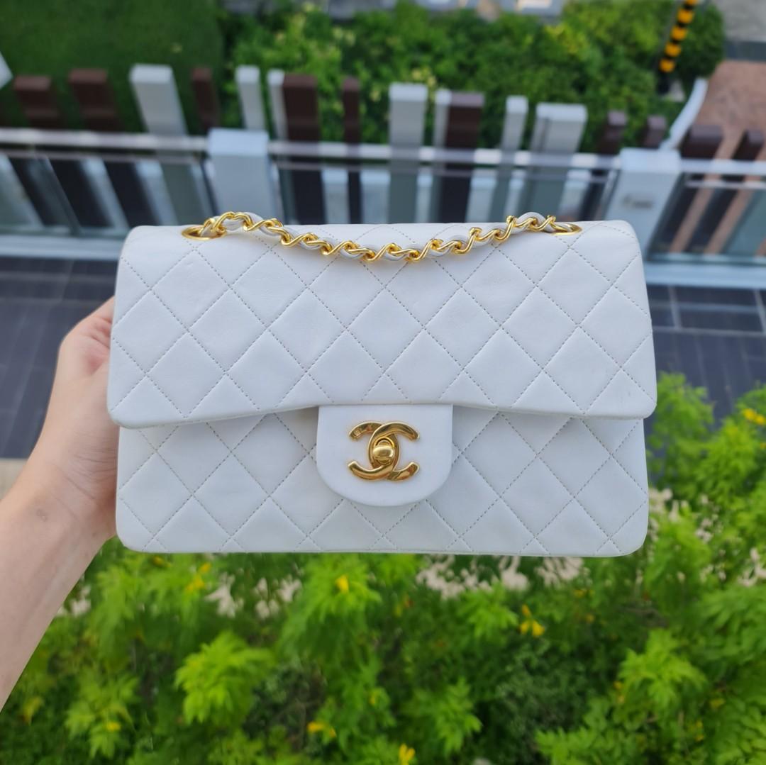 🤍 [SOLD] VINTAGE CHANEL SMALL CLASSIC FLAP BAG CF 23CM WHITE