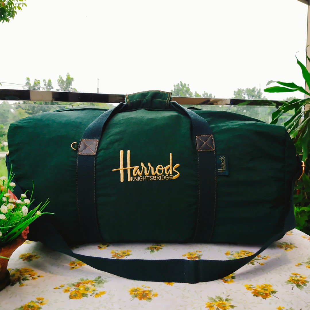 Authentic Harrods Gym Bag, Hobbies & Toys, Travel, Travel Essentials