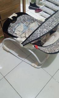 Bouncer bayi kit haring spesial edition