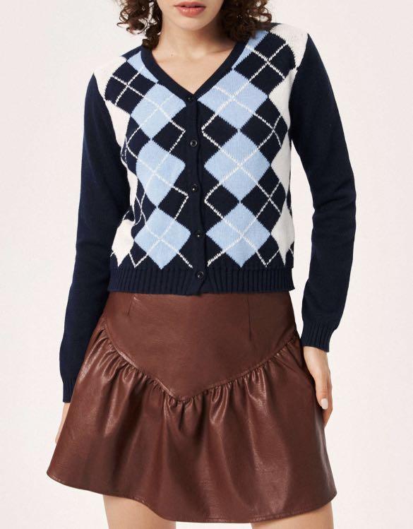 brandy melville Elizabeth argyle sweater Women s Fashion Coats Jackets and Outerwear on Carousell
