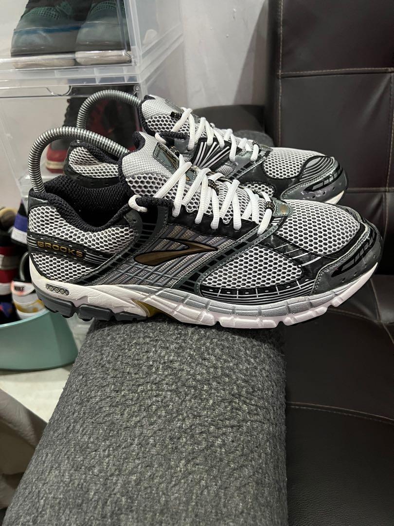 Brooks beast 2025 11 silver