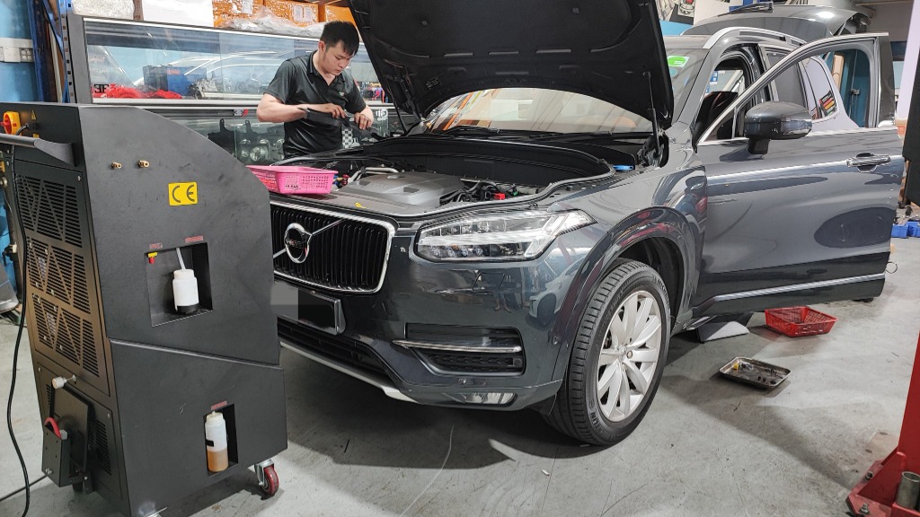 Car Aircon System Flushing / Service / Cleaning / Gas Top Up