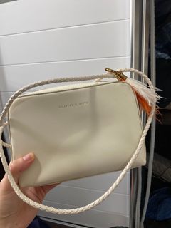 （分類：）位於 。 由 savedla 提交（商品編號 1173419580，圖片 1）。簡介： 。