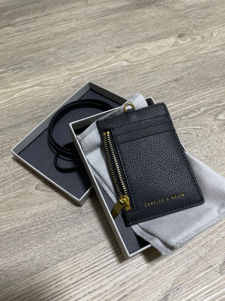 Charles and Keith Card Holder in Black, Women's Fashion, Bags & Wallets