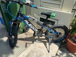 (Category: ) located in . Submitted by skirclholt (Listing ID 1173449398, Image 1). Description: .