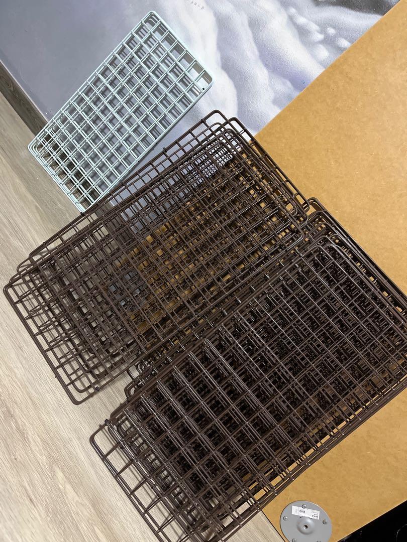 Daiso racks/grills, Furniture & Home Living, Home Improvement