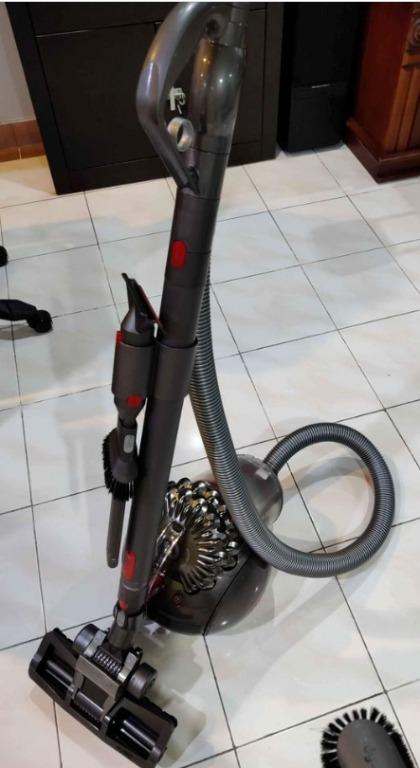 Wired dyson hot sale vacuum