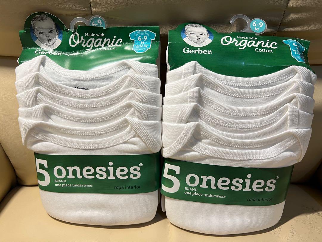 Gerber Short Sleeved Onesies (6-9mos) (Category: Babies & Kids Fashion) located in Pasay City. Submitted by chicken_littlest (Listing ID 1173536729, Image 1). Description: Gerber Short Sleeved Onesies for 6-9mos, P1200 for both + SF from Los Baños, Laguna.