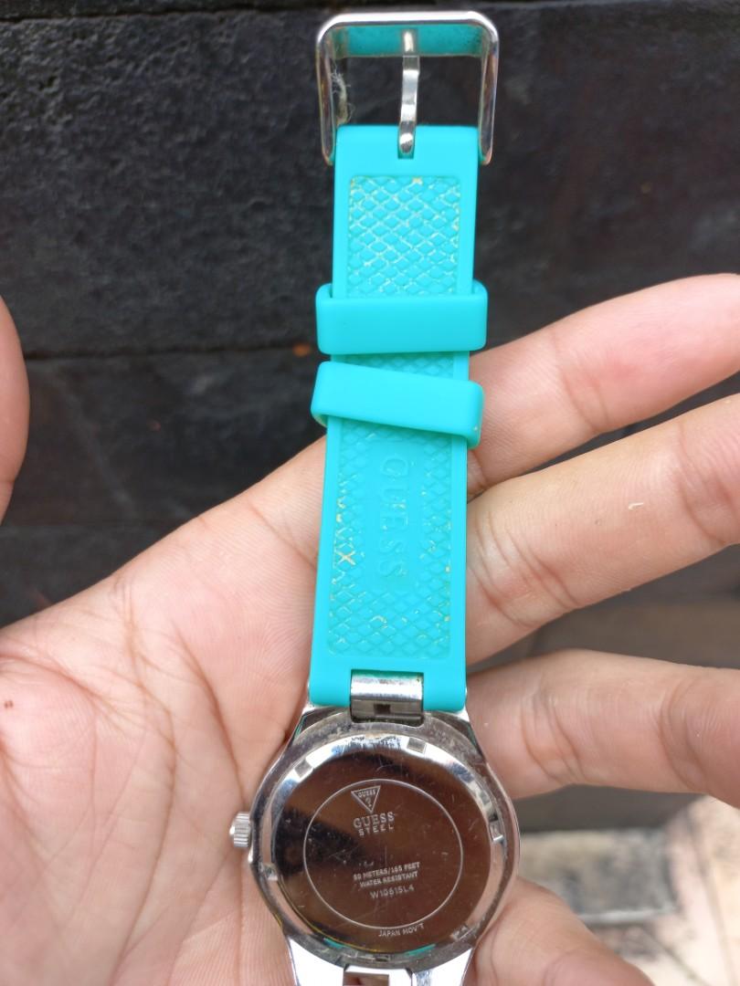 Guess watch second original, Fesyen Wanita, Jam Tangan di Carousell