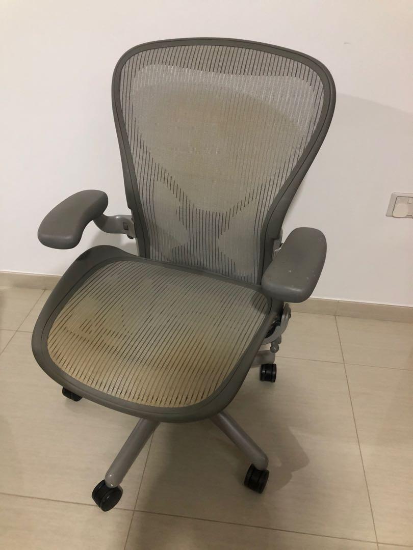 Herman Miller Ergonomic chair, Furniture & Home Living, Furniture