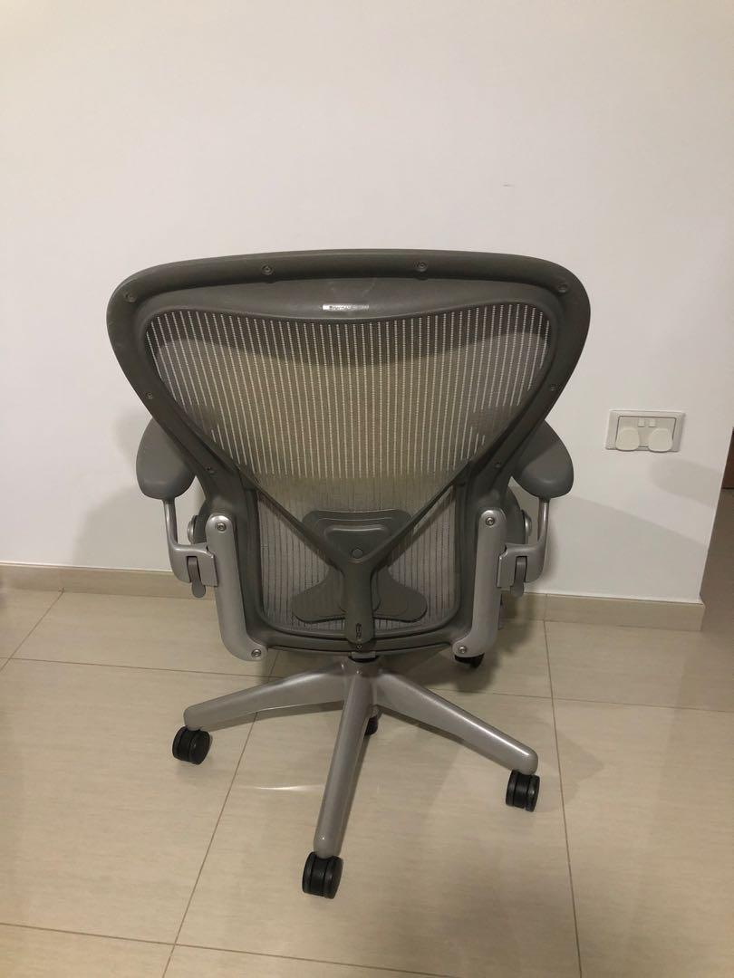 Herman Miller Ergonomic chair, Furniture & Home Living, Furniture