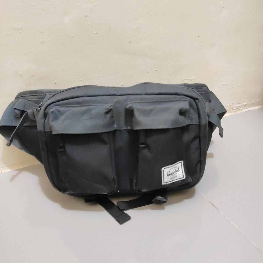 Herschel waist bag, Fesyen Pria, Tas 