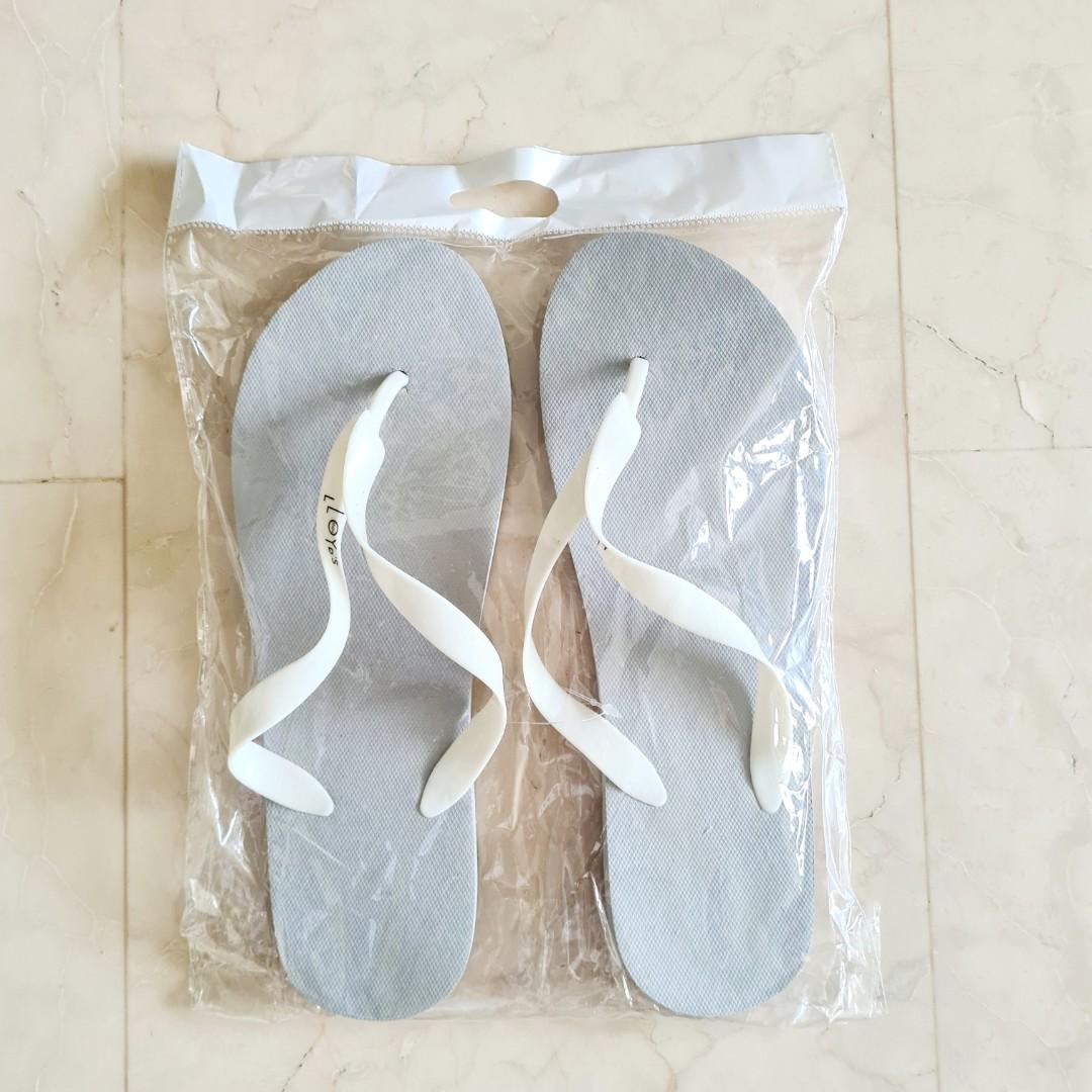 Large Size Rubber Slippers Flip Flops Casual Footwear Minimalist Quality Design