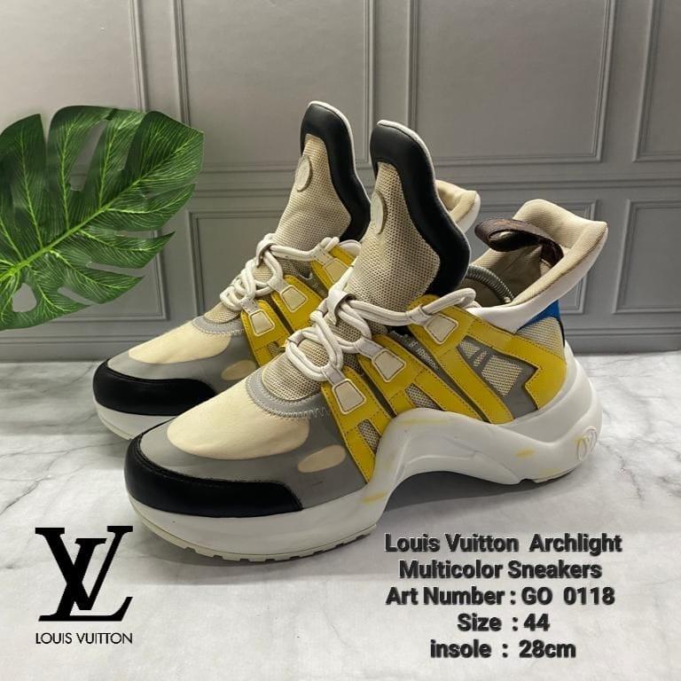 Sepatu Louis Vuitton GO 0168 Sneakers Leather Size 41.5, Fesyen Pria, Sepatu  , Sneakers di Carousell
