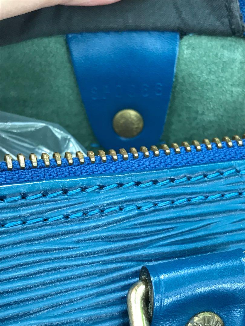 Louis Vuitton Epi Speedy 30 M43005 Blue Leather Pony-style calfskin  ref.957362 - Joli Closet