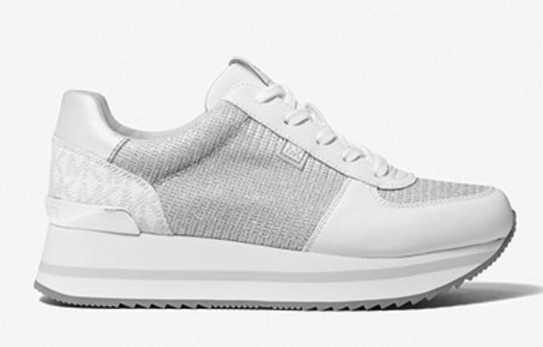 monique canvas trainer