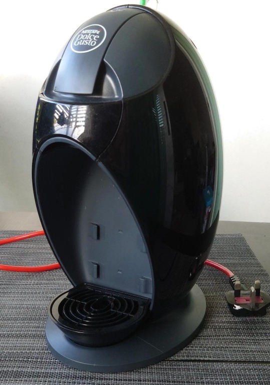 Nescafe Dolce Gusto (Jovia) Coffee Machine + Dolce Gusto Descaler + 2