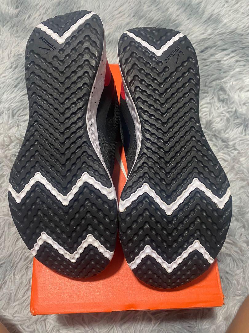 revolution 5 sneaker