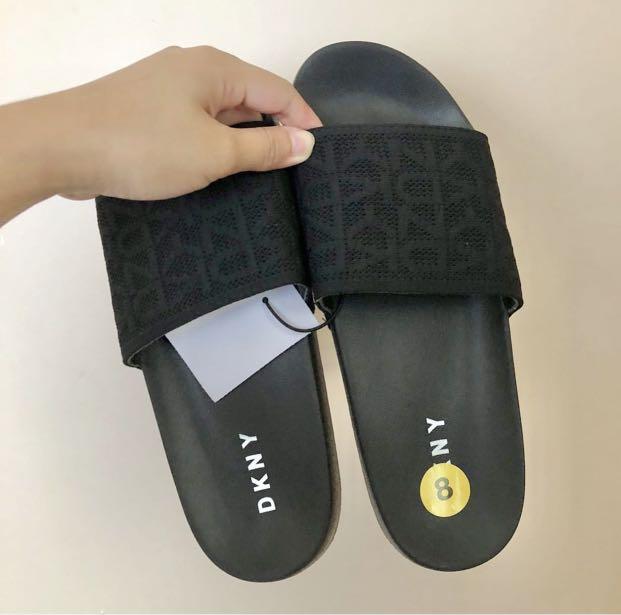 ONHAND DKNY Womens Slides size 8