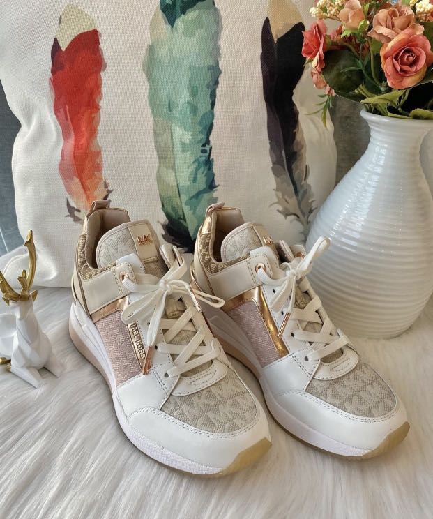 Mk trainers sale on sale