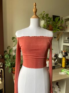 (Category: ) located in . Submitted by aali.preloved (Listing ID 1173389509, Image 1). Description: .