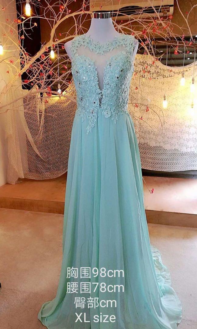 Second hand best sale evening gowns