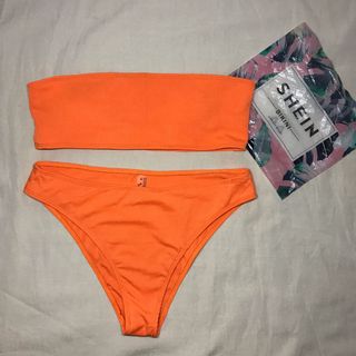 (Category: ) located in . Submitted by Aivy__ (Listing ID 1173406963, Image 1). Description: .
