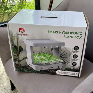 Smart Hydrophonic Plant Box