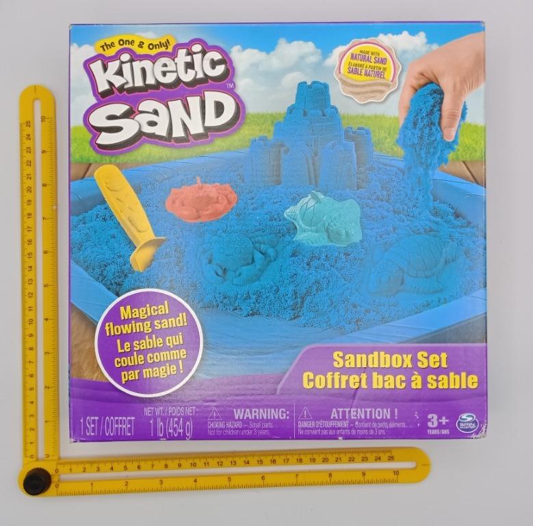 Kinetic Sand Sandbox Set with 1 lb Green