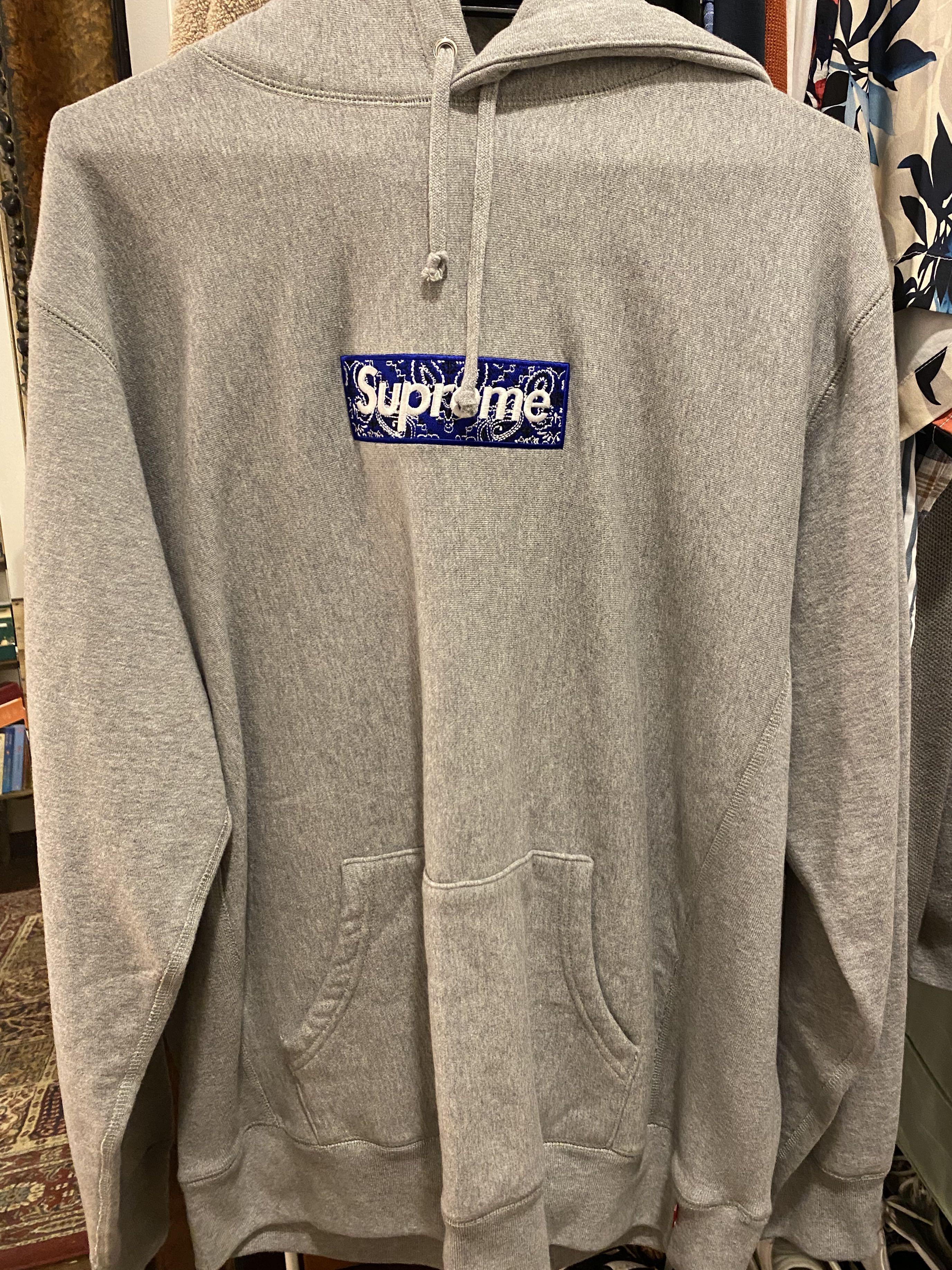 Supreme paisley hotsell box logo hoodie