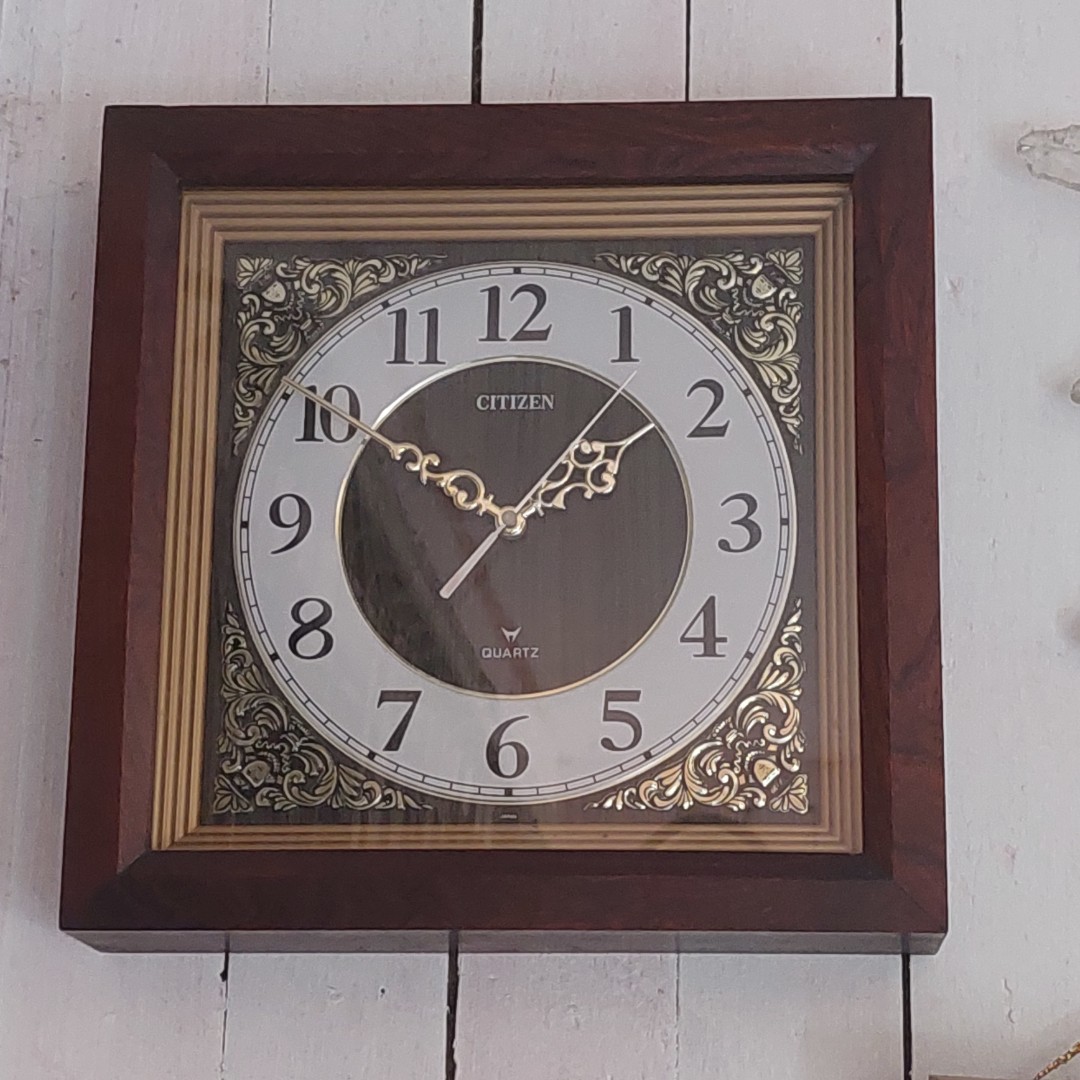 VINTAGE CITIZEN WALL CLOCK, Furniture & Home Living, Home Decor, Clocks