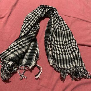 white n black scarf