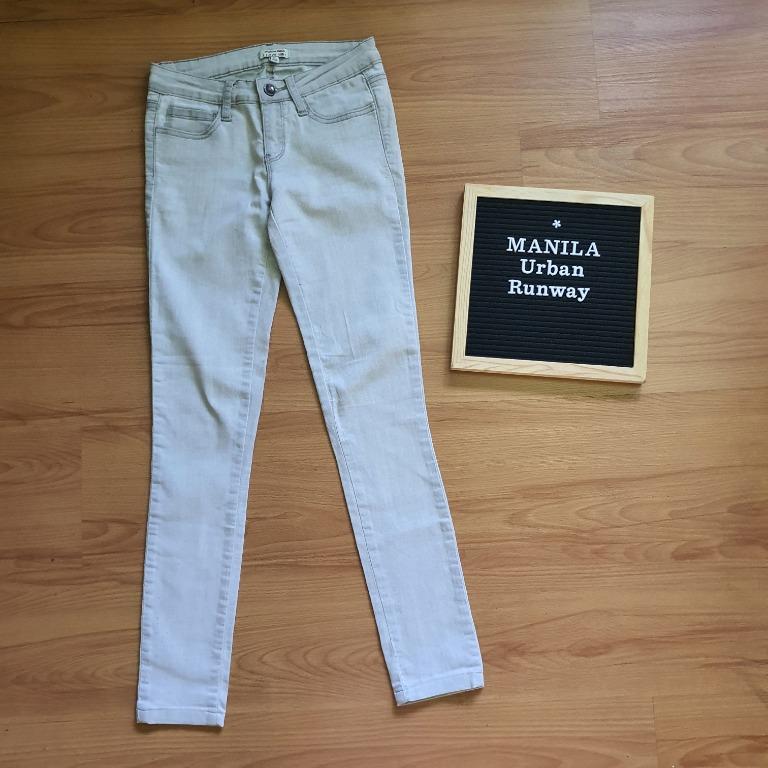 White Washed Skinny Jeans