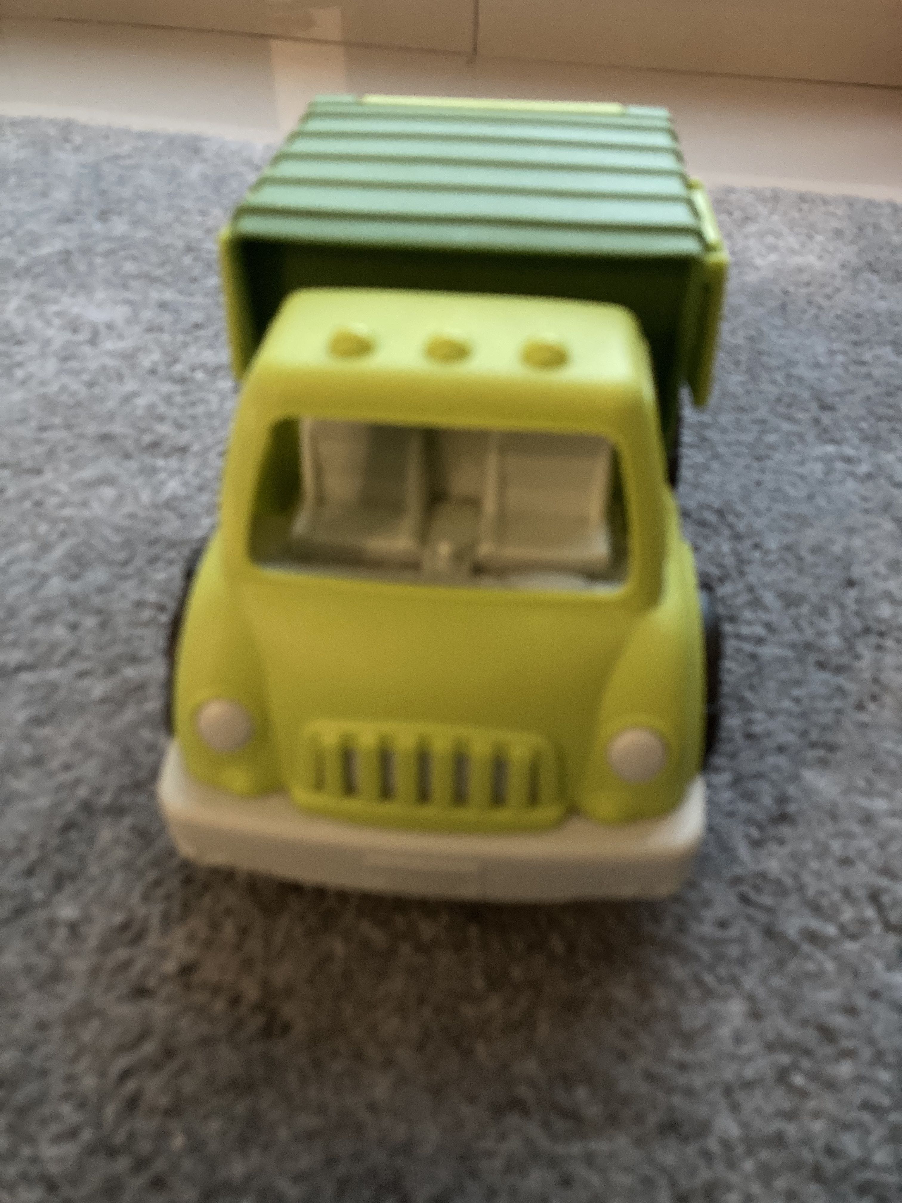 Wonder wheels garbage truck, Hobbies & Toys, Toys & Games on Carousell