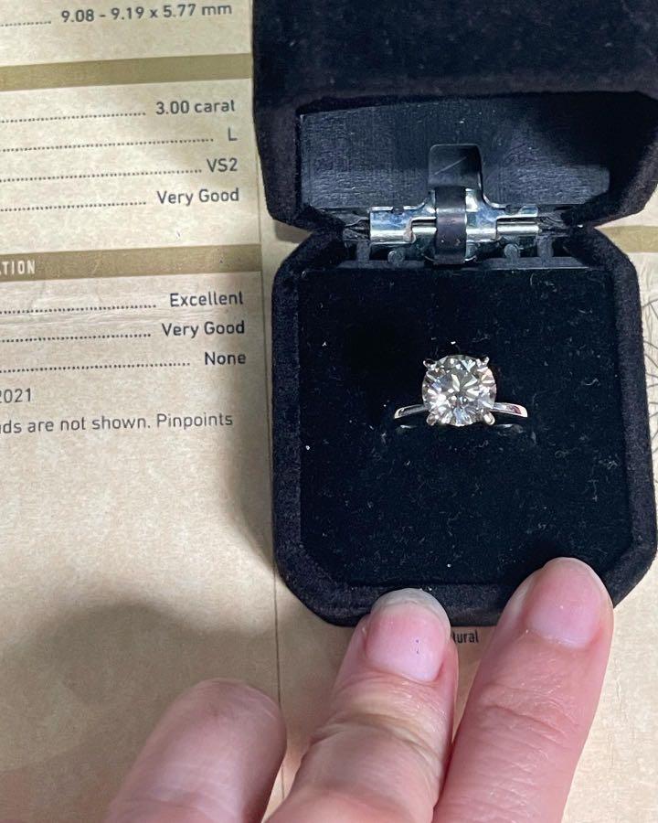 3carats diamond ring (Category: Rings) located in Manila. Submitted by lynsantosmarcos (Listing ID 1170179615, Image 2). Description: 3carats tiffany engagement ring Natural diamond With GIA Certificate With Laser Inscription 14k whitegold Handmade With free Elegant led lighted box.