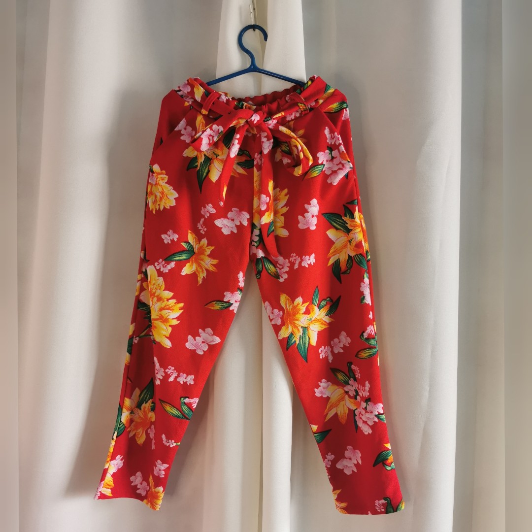 6 to 7 yo floral candy pants, Babies & Kids, Babies & Kids Fashion on