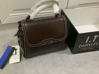（分類：）位於 。 由 valarii 提交（商品編號 1170176450，圖片 1）。簡介： 。