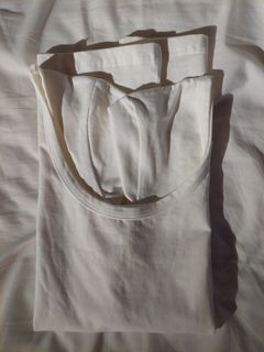 （分類：）位於 。 由 issscc 提交（商品編號 1170122994，圖片 1）。簡介： 。