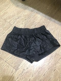 (Category: ) located in . Submitted by snapesells (Listing ID 1170111937, Image 1). Description: .