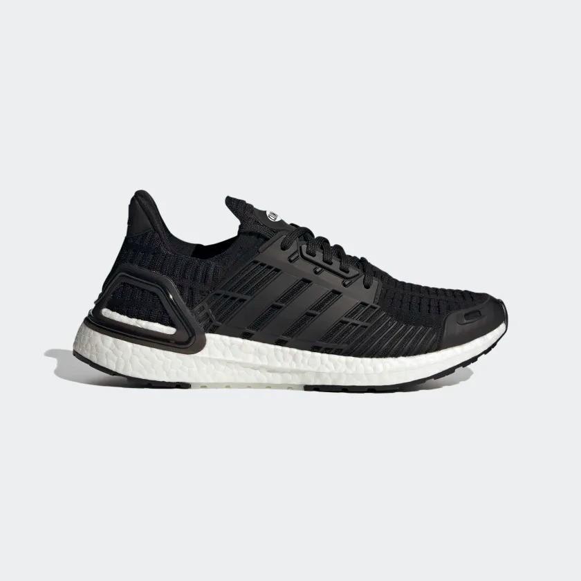 Black and white adidas ultra boost 19 sale