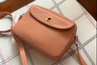 （分類：）位於 。 由 ding.ding.ar 提交（商品編號 1170110630，圖片 1）。簡介： 。