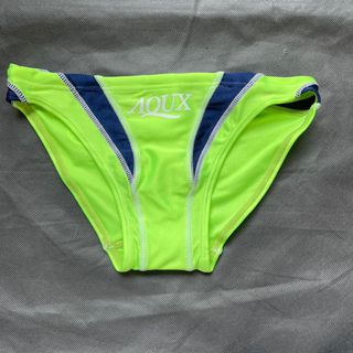 （分類：）位於 。 由 hkly1 提交（商品編號 1170087200，圖片 1）。簡介： 。