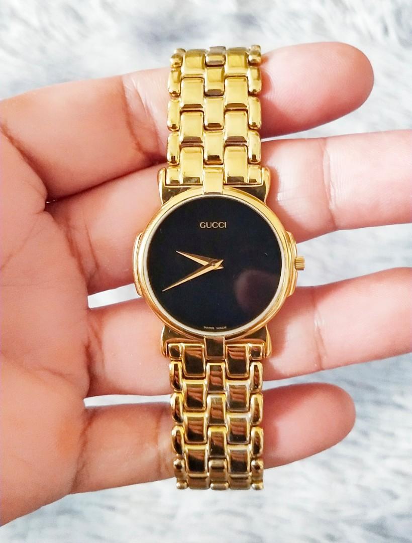 Authentic Gucci 3400M Gold Watch Excellent condition Adjustable S L size