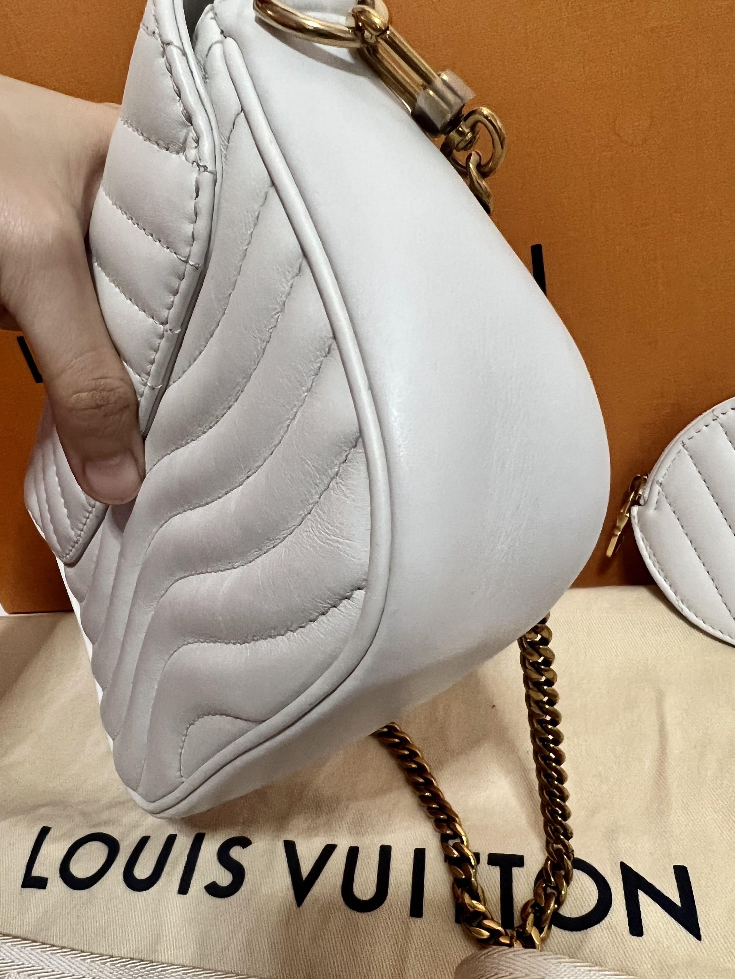 ✓Authentic LV New Wave Multi Pochette White GHW, Luxury, Bags