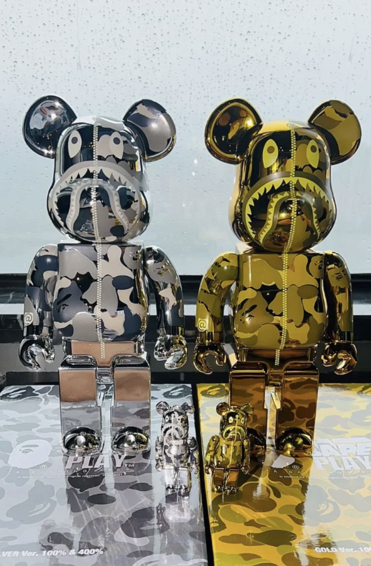 Instock] Bape Camo Shark Chrome Silver Gold Bearbrick 400% + 100%