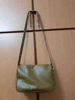 (Category: ) located in . Submitted by yujia1121 (Listing ID 1170231415, Image 1). Description: .