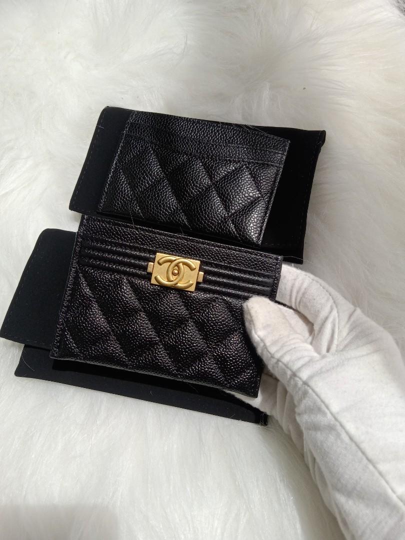 Chanel le boy card holder