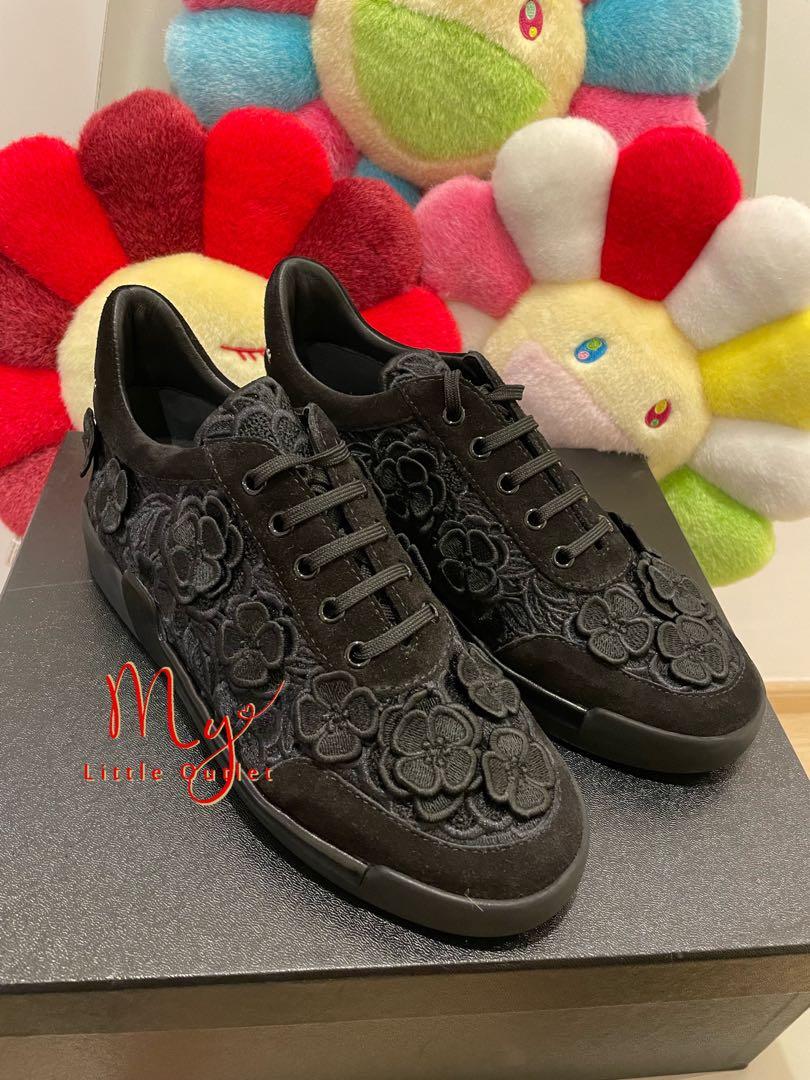 Chanel sneakers size 38